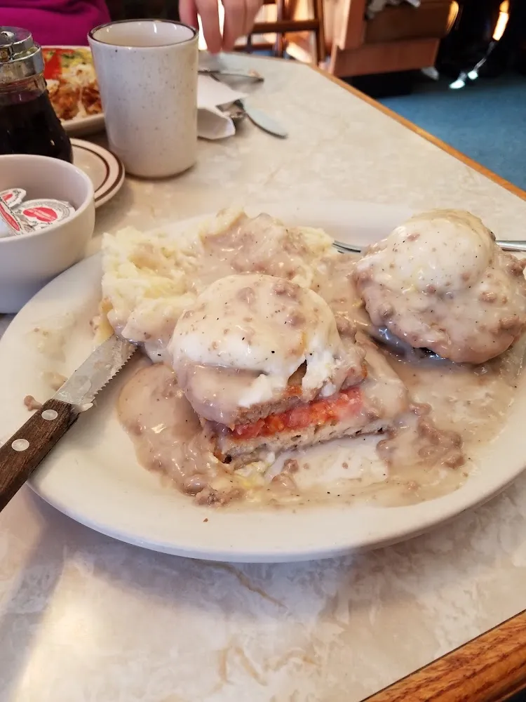 Gravy and Bacon or Sausage Links